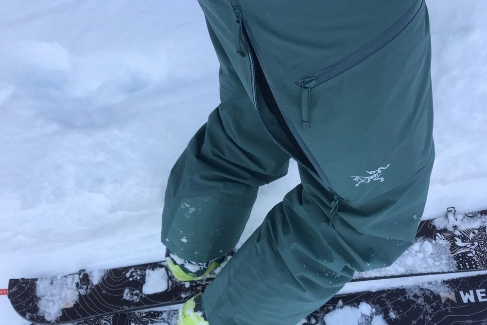 Arc'teryx Sabre Insulated Ski Pants | Reviewed in 2025